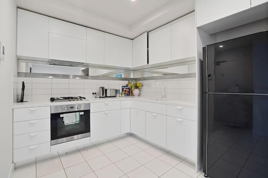 Lv53 Spanning 200 Degrees With No Obstacle View421 Apartment Melbourne