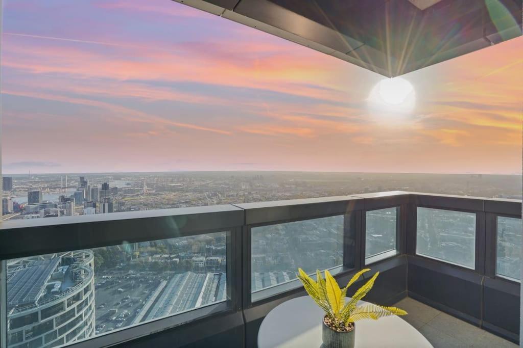 Lv53 Spanning 200 Degrees With No Obstacle View421 Melbourne